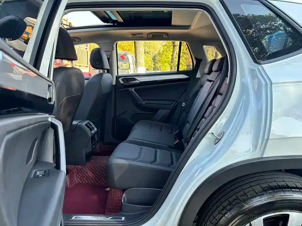Volkswagen Tayron 2022 из CN, фото 8