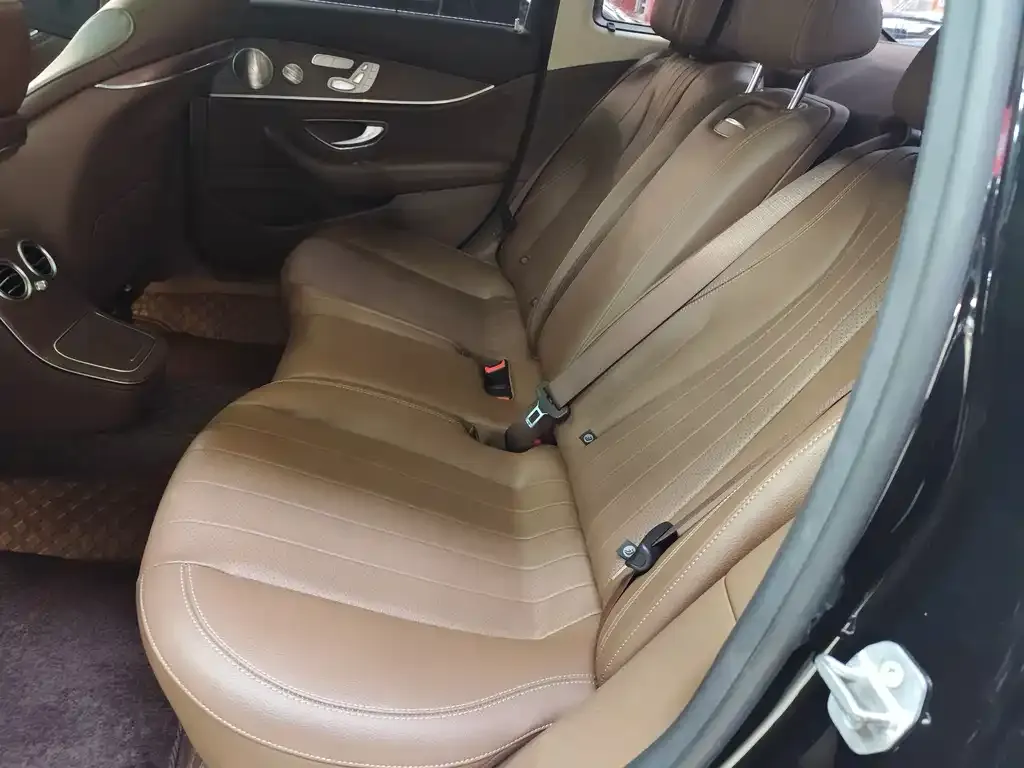 Mercedes-Benz E-Class 2022 из CN, фото 4