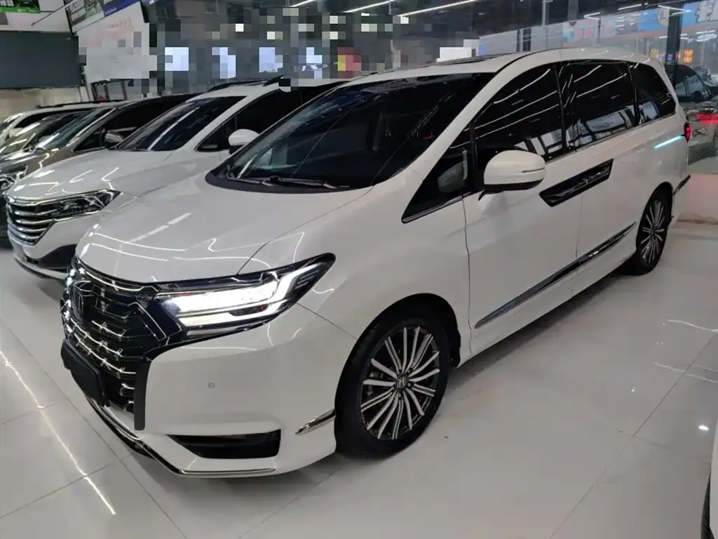 Honda Elysion 2023 из CN, фото 1