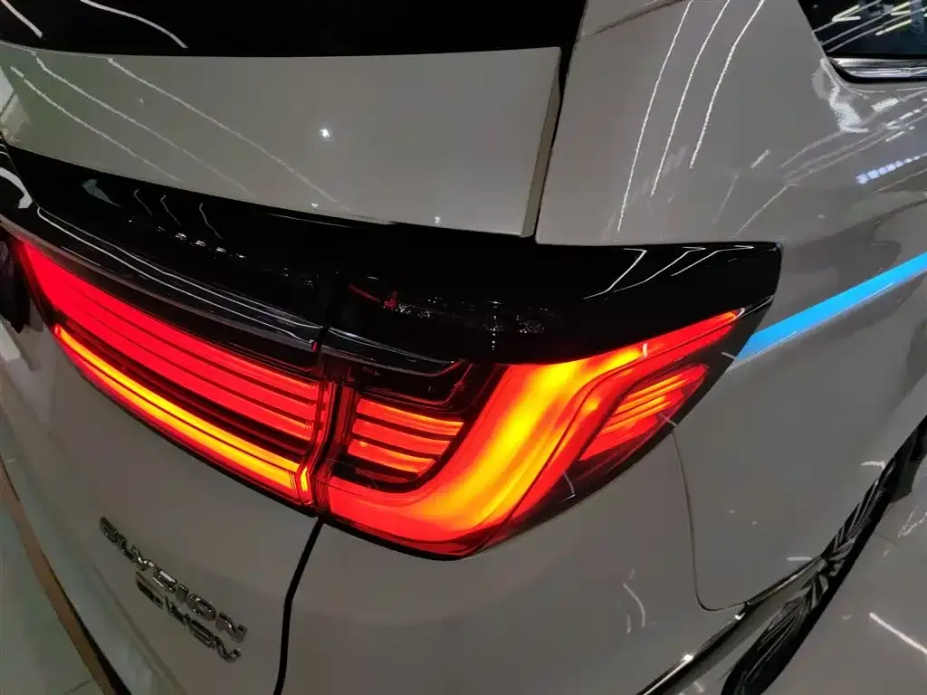 Honda Elysion 2023 из CN, фото 9