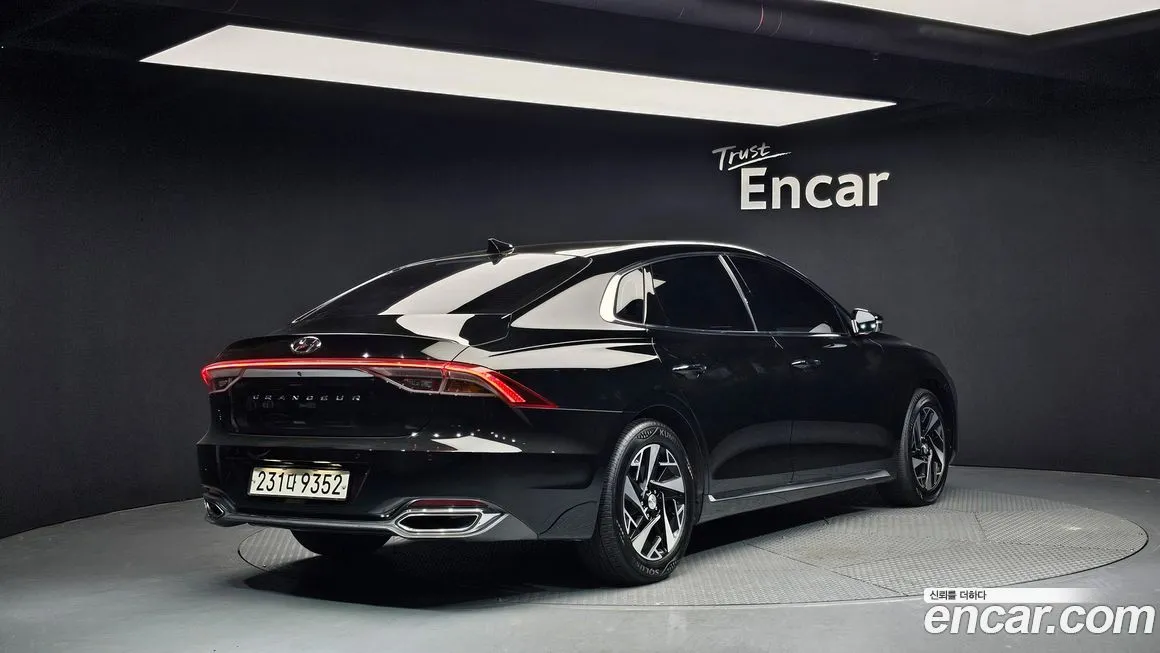 Hyundai Grandeur 2021 из KR, фото 3