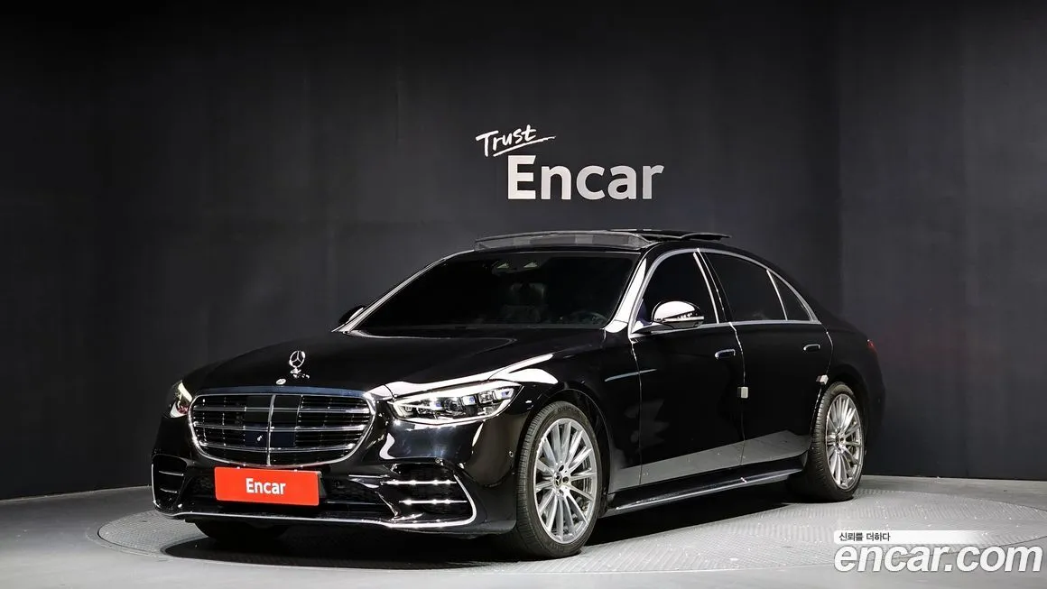 Mercedes-Benz S-Class — фото 1
