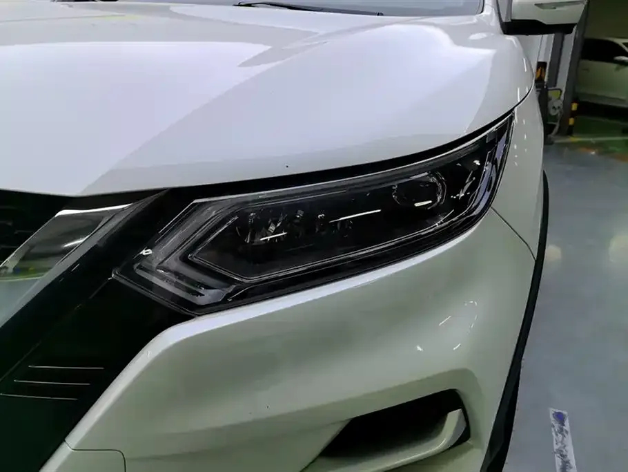 Nissan Qashqai — фото 5