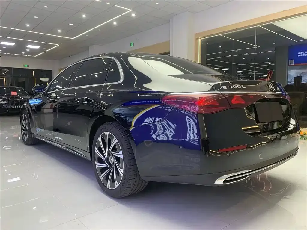 Mercedes-Benz E-Class 2024 из CN, фото 9