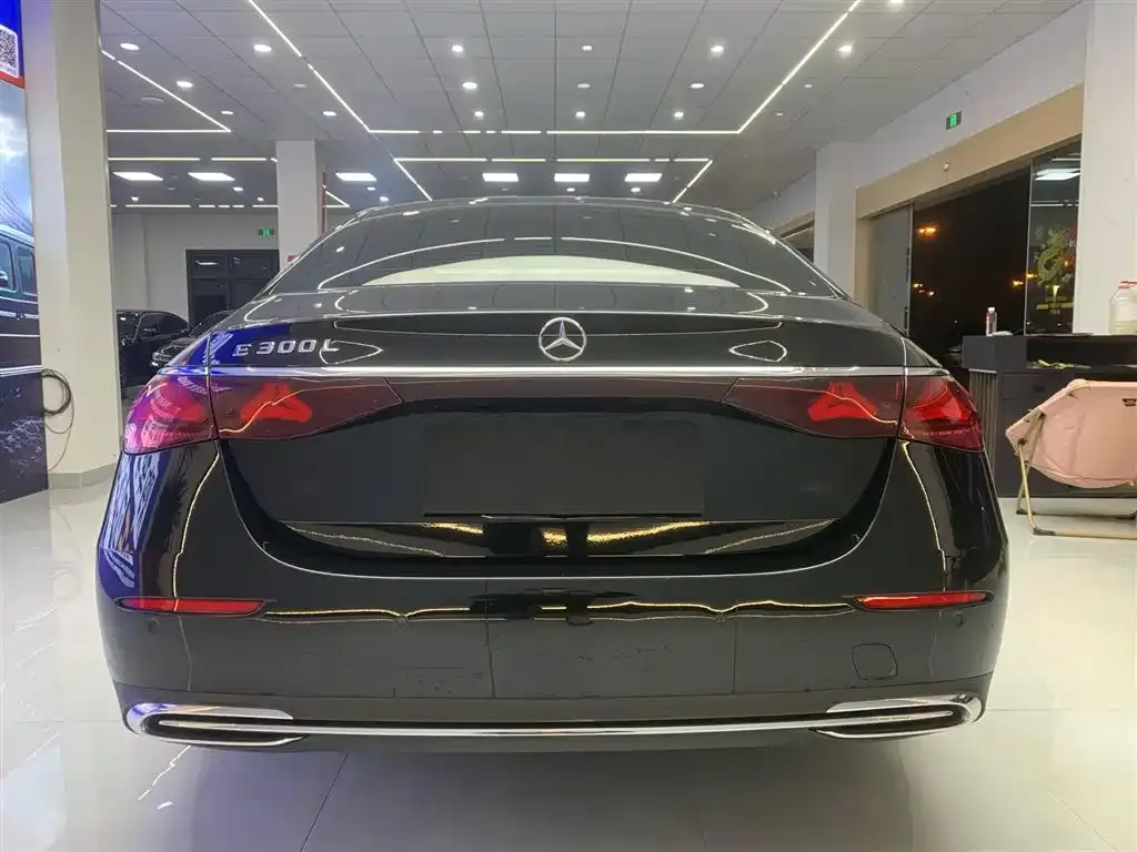 Mercedes-Benz E-Class 2024 из CN, фото 3