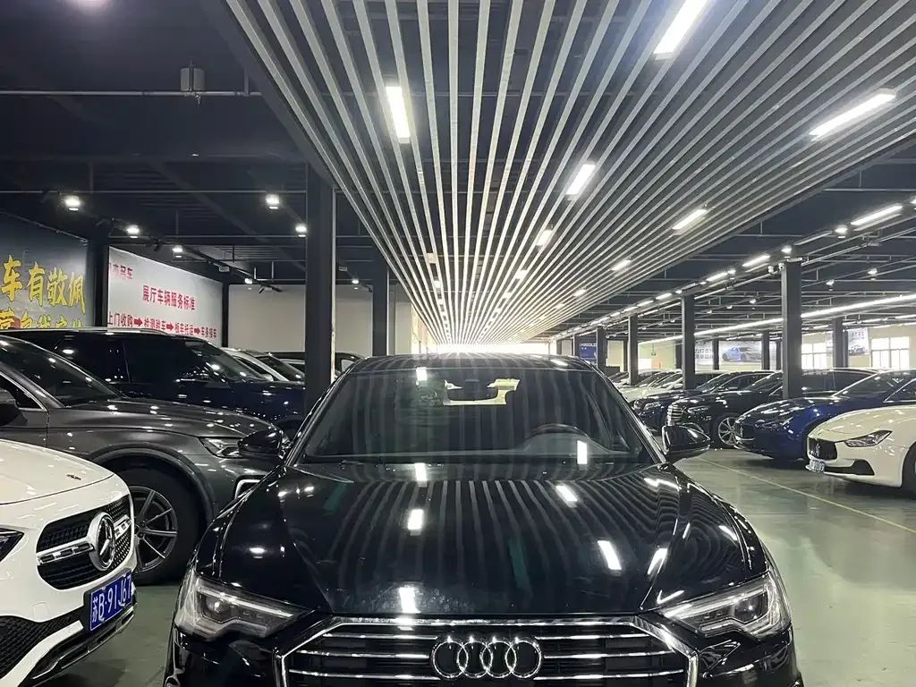 Audi A6L 2021 из CN, фото 8