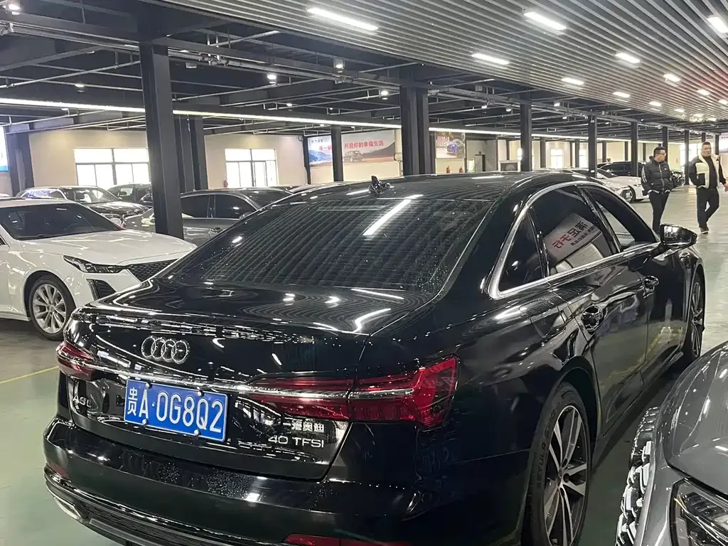 Audi A6L 2021 из CN, фото 10