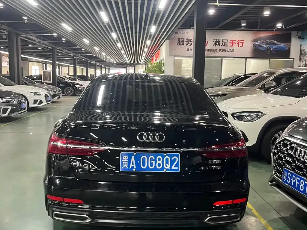 Audi A6L 2021 из CN, фото 6