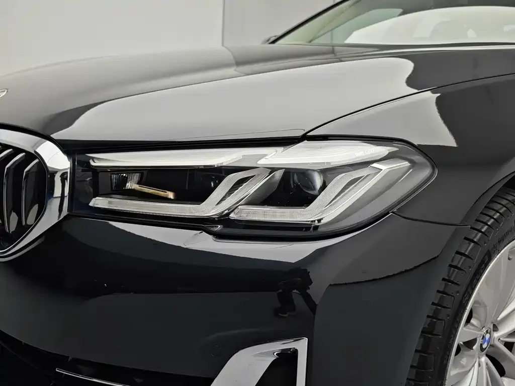 BMW 5 Series 2024 из CN, фото 6
