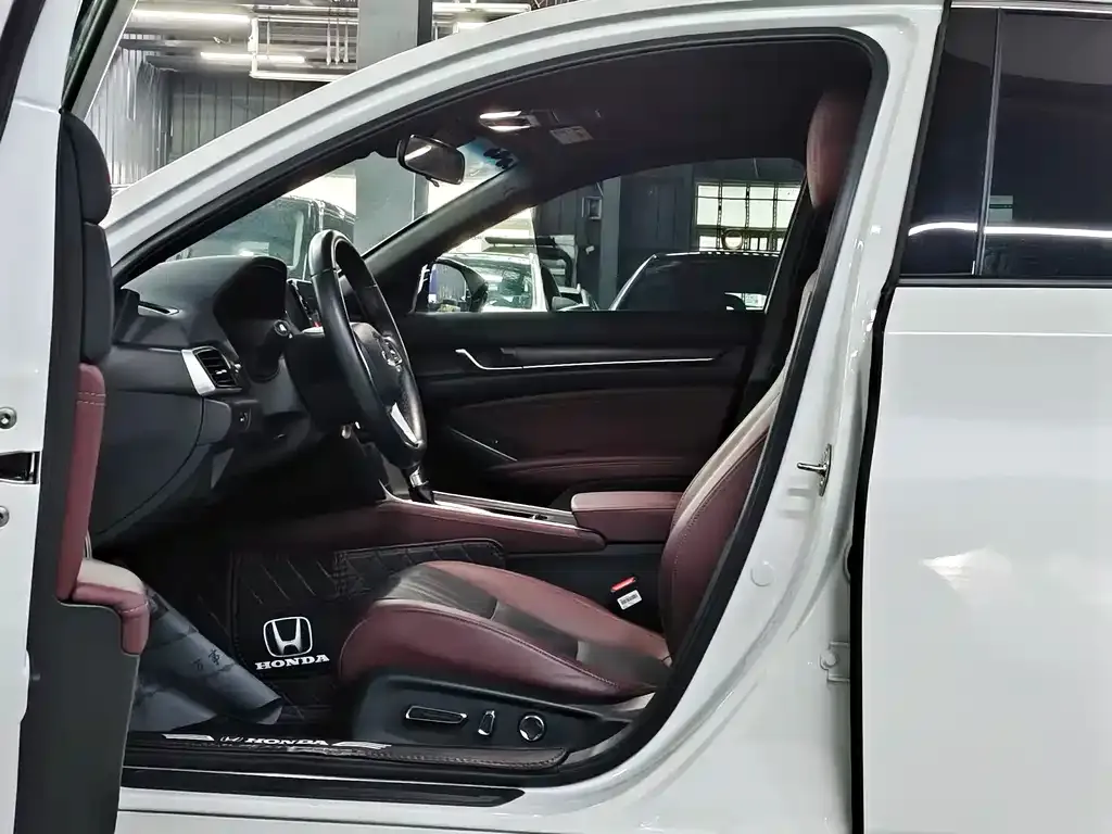 Honda Inspire 2022 из CN, фото 7