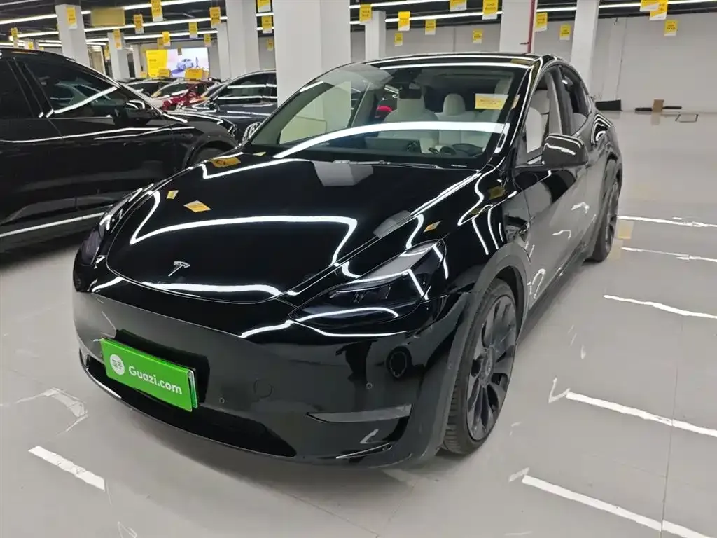 Tesla Model Y 2023 из CN, фото 1