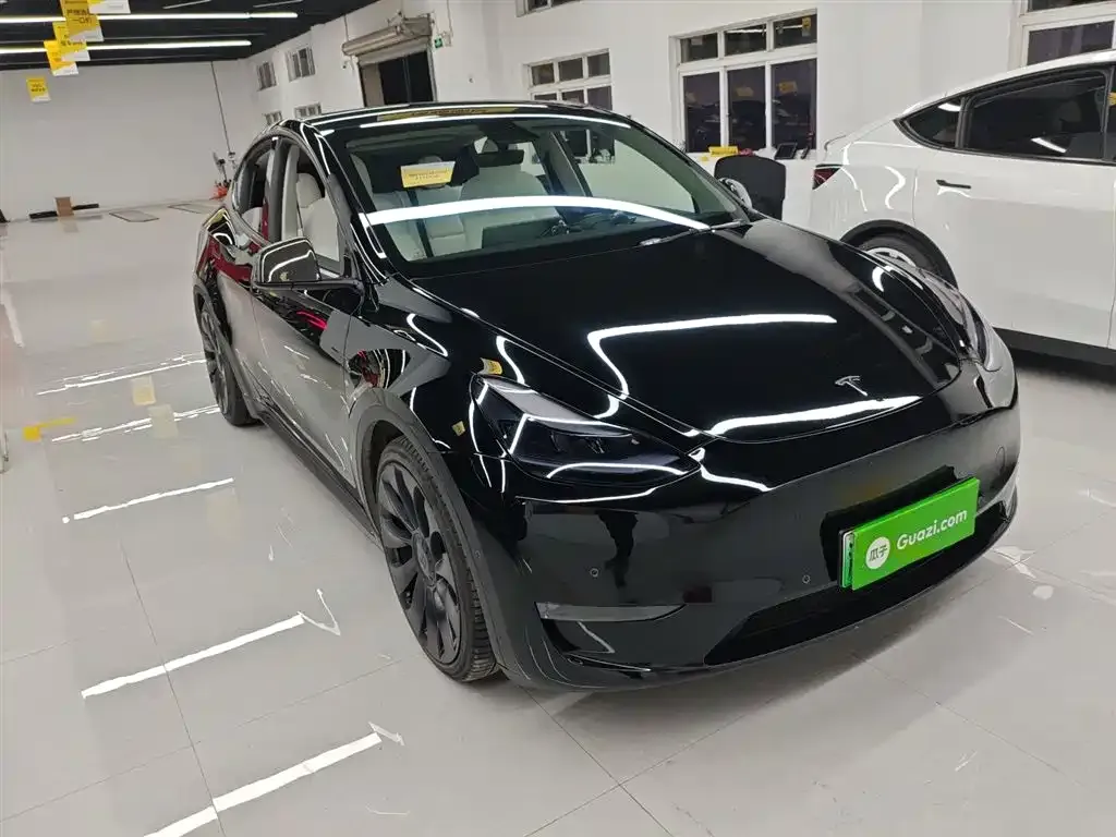 Tesla Model Y 2023 из CN, фото 10