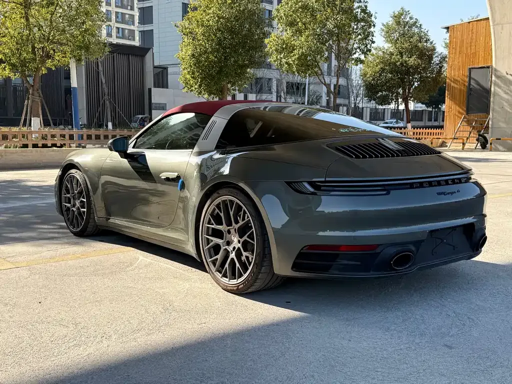 Porsche 911 2022 из CN, фото 10