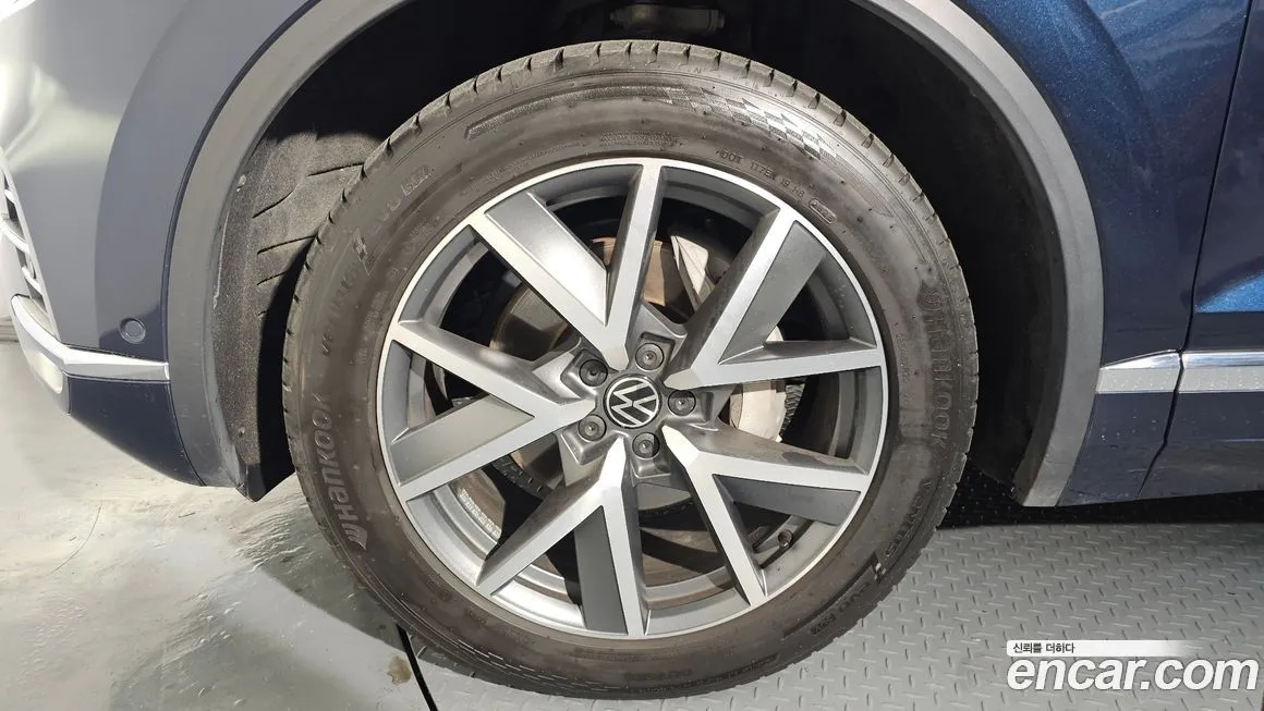 Volkswagen Touareg 2023 из KR, фото 5