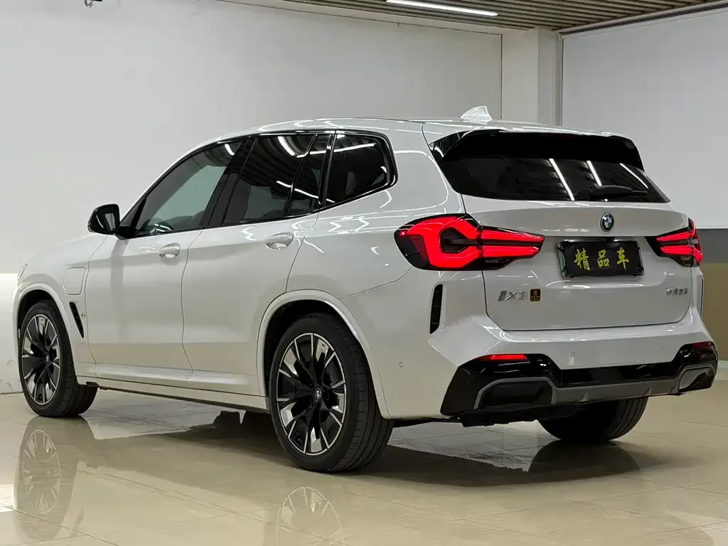 BMW iX3 2024 из CN, фото 3