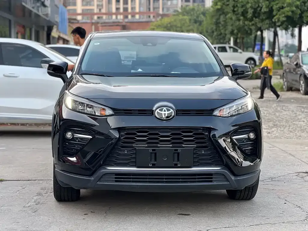 Toyota Wildlander — фото 2