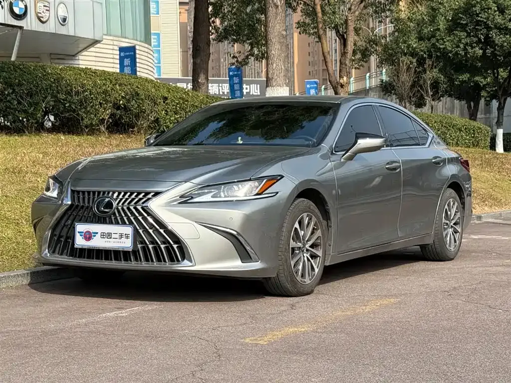 Lexus ES 2022 из CN, фото 1