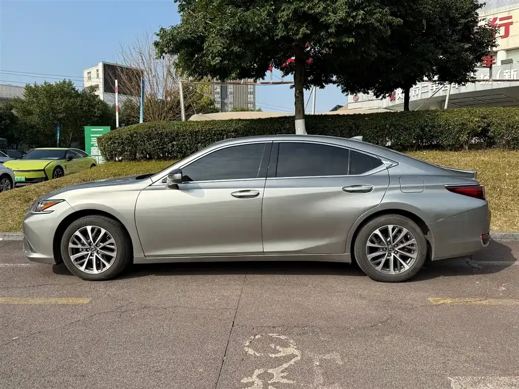 Lexus ES 2022 из CN, фото 3
