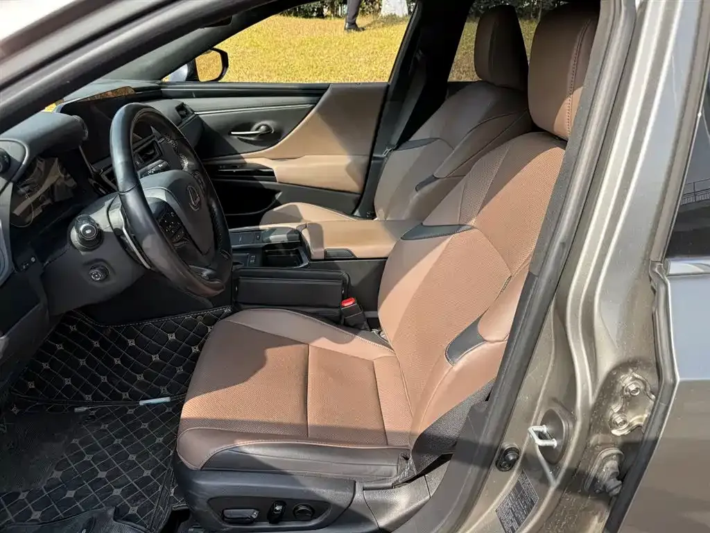 Lexus ES 2022 из CN, фото 8