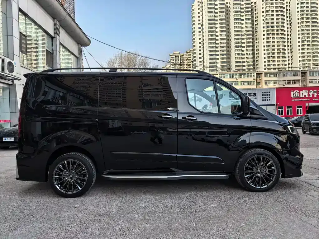 Ford Tourneo 2024 из CN, фото 8