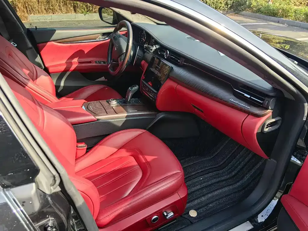 Maserati Quattroporte 2021 из CN, фото 5