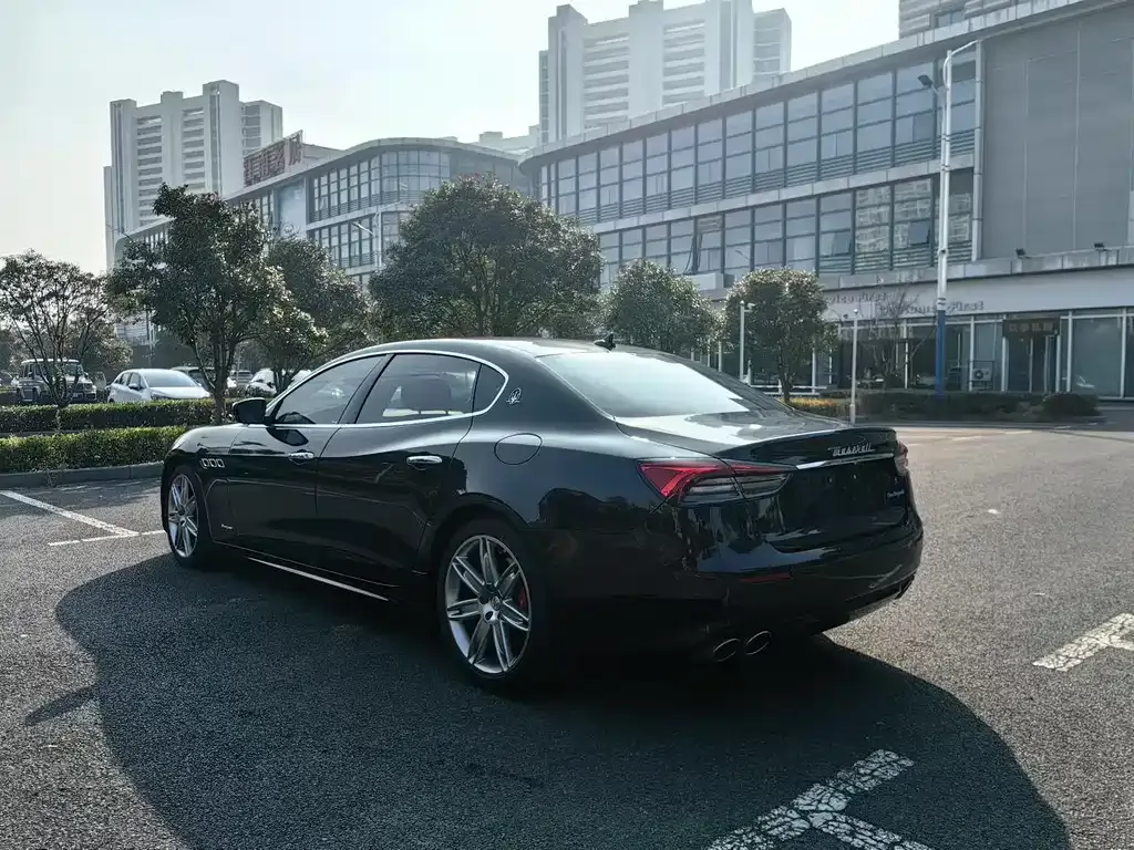 Maserati Quattroporte 2021 из CN, фото 7