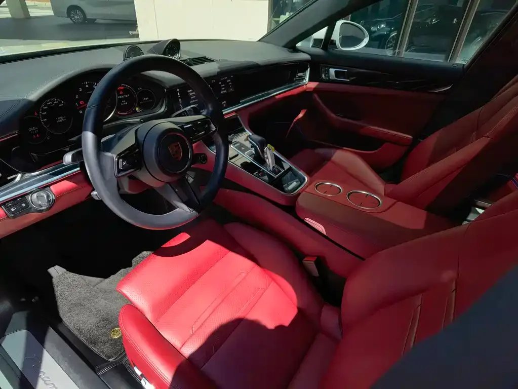 Porsche Panamera 2021 из CN, фото 2