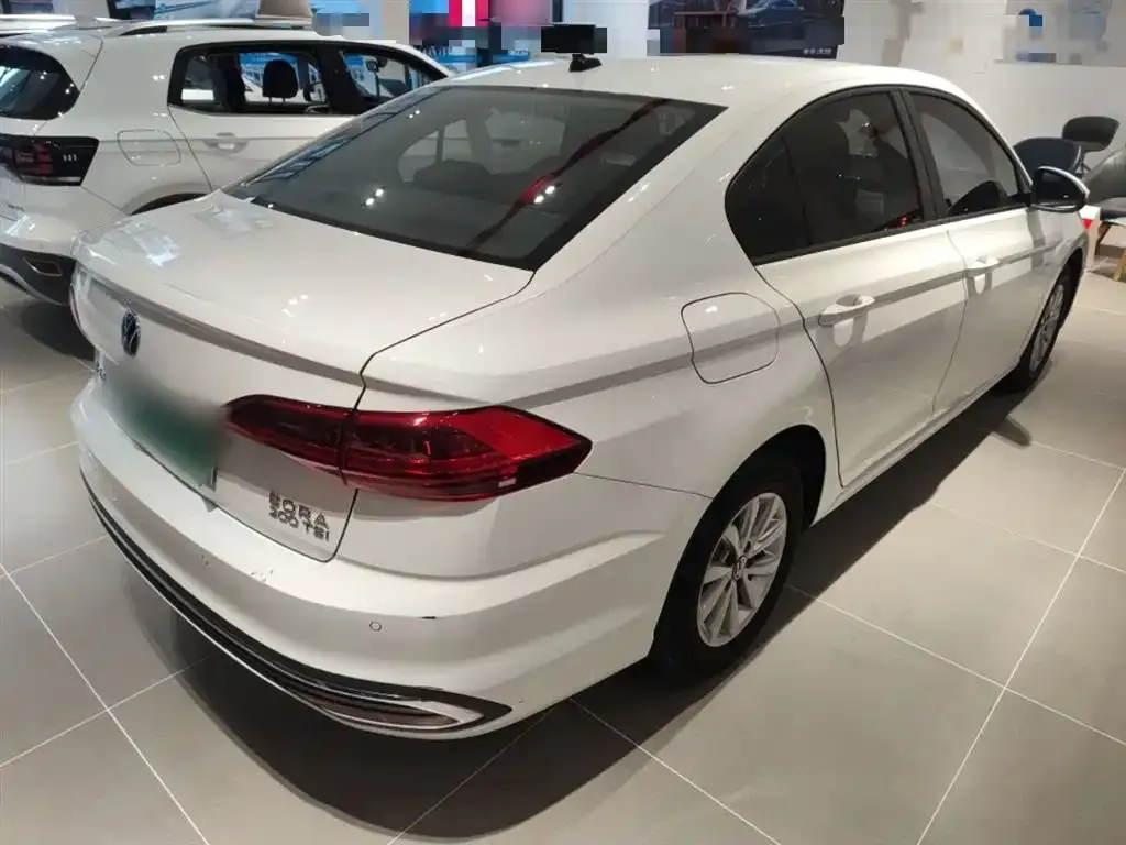 Volkswagen Bora 2024 из CN, фото 5