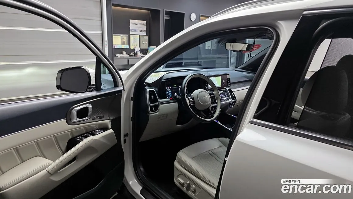 Kia Sorento — фото 9
