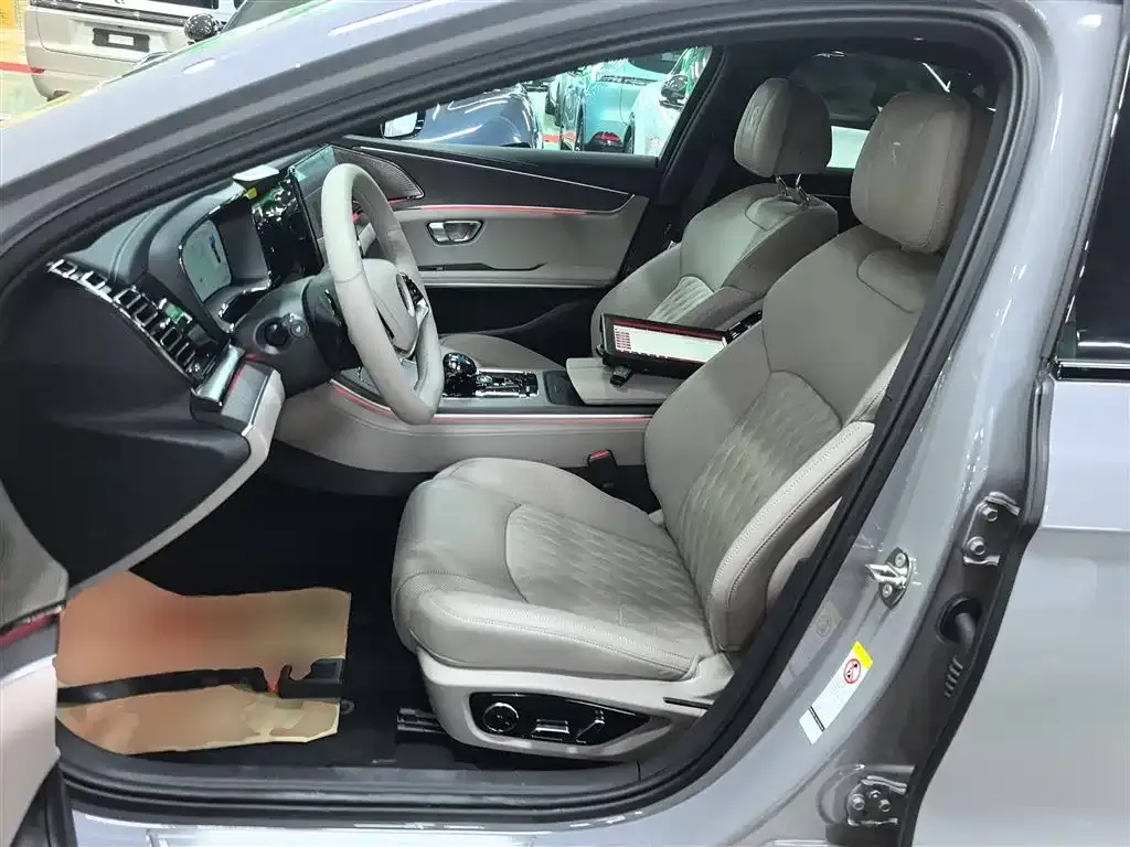 BYD Han 2025 из CN, фото 7