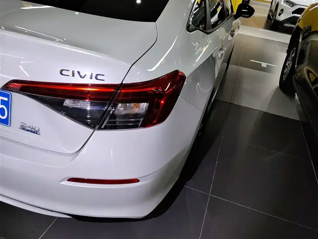 Honda Civic 2024 из CN, фото 8