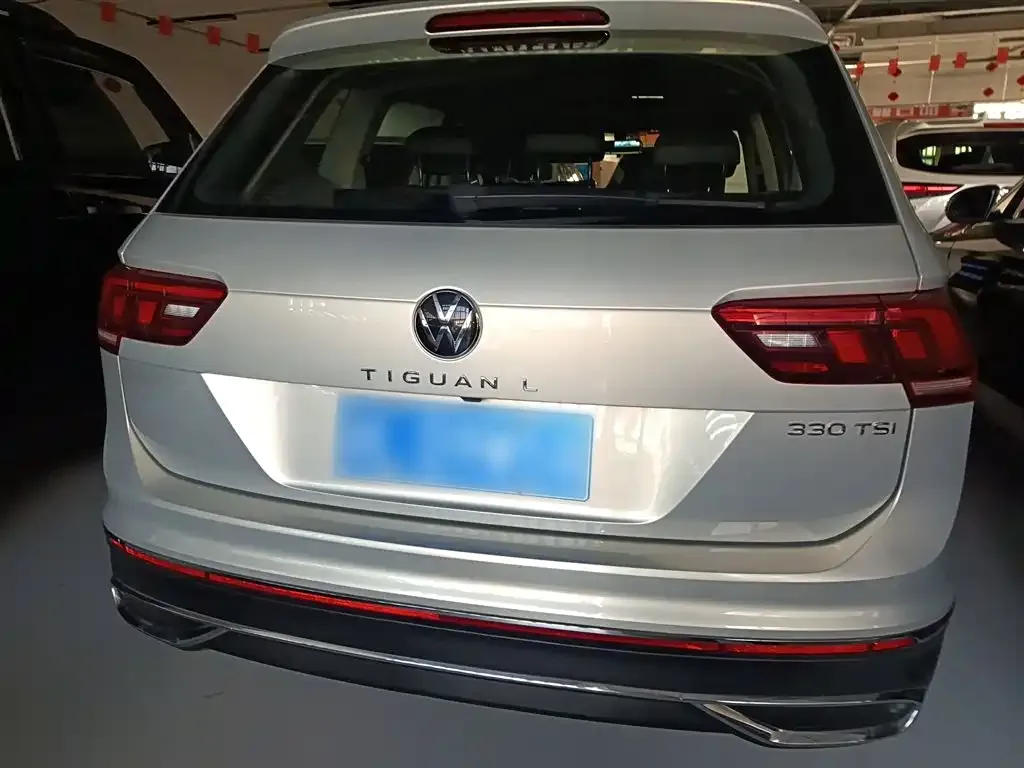 Volkswagen Tiguan L — фото 5