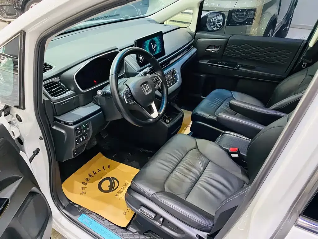 Honda Elysion 2023 из CN, фото 4
