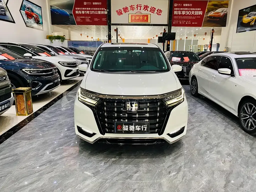 Honda Elysion 2023 из CN, фото 6