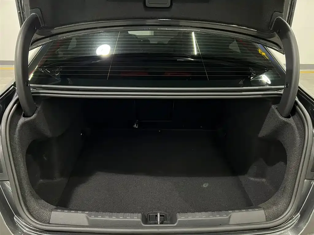 Audi A3 2023 из CN, фото 6