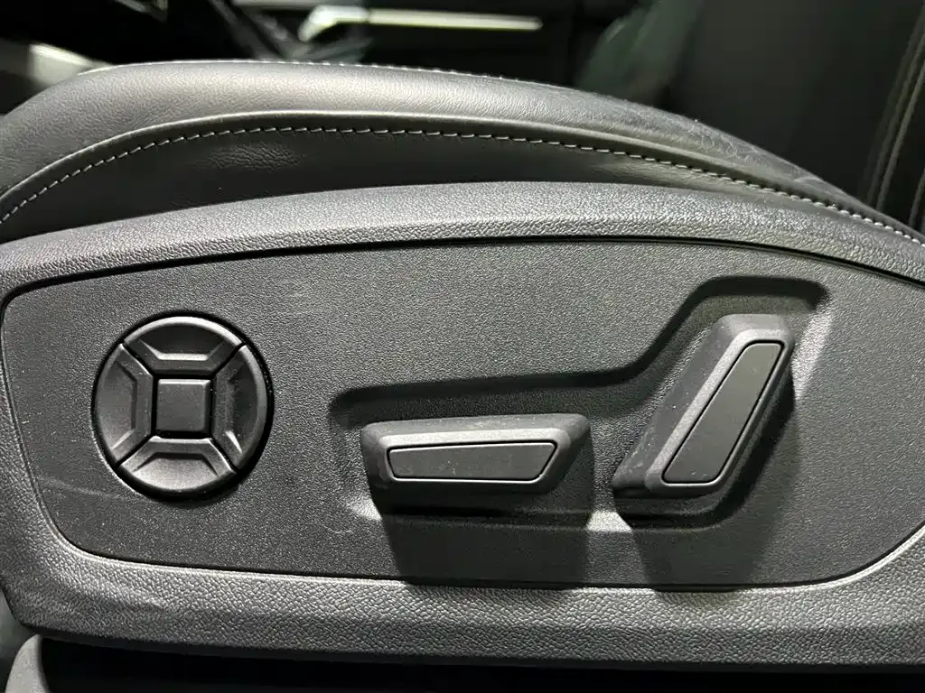 Audi A3 2023 из CN, фото 10