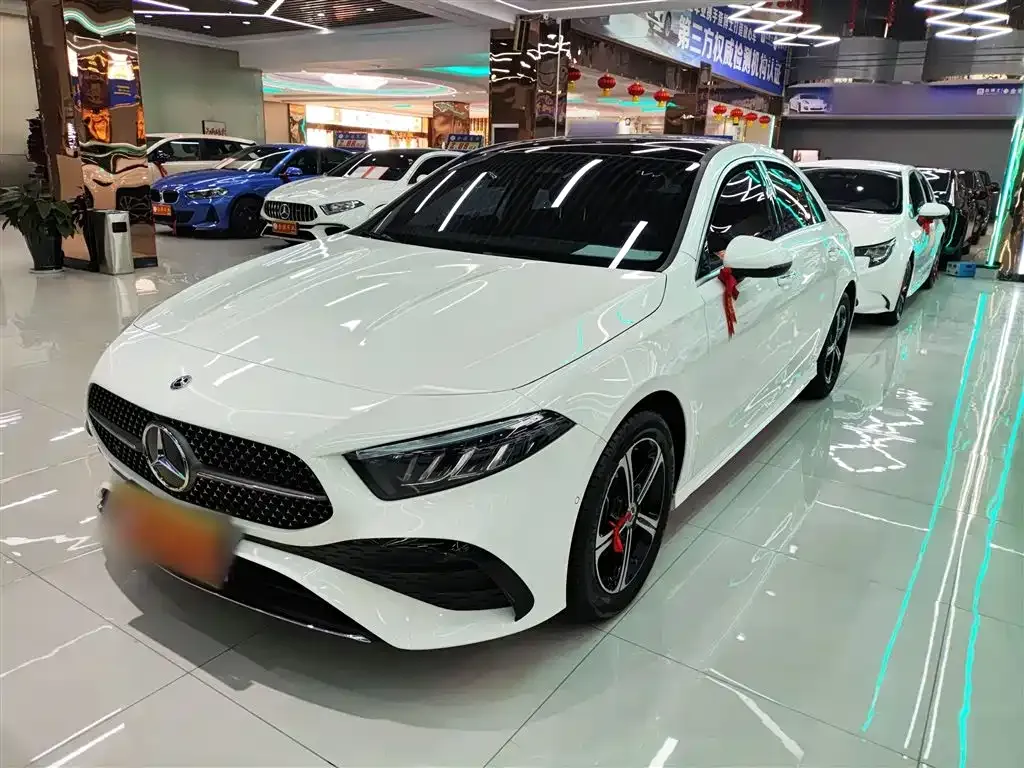 Mercedes-Benz A-Class 2024 из CN, фото 2