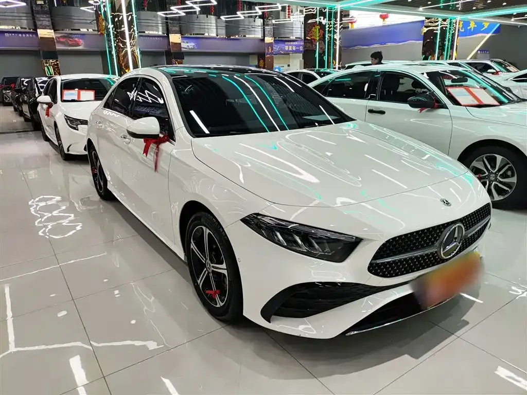 Mercedes-Benz A-Class 2024 из CN, фото 4
