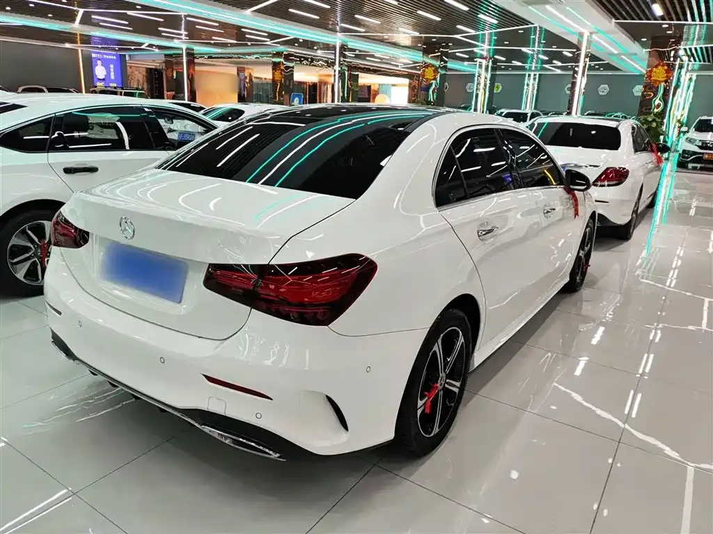 Mercedes-Benz A-Class 2024 из CN, фото 7