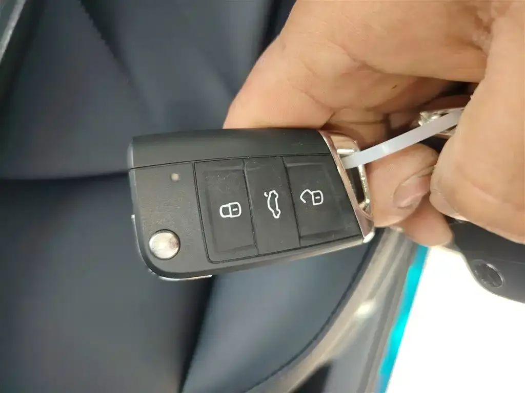 Volkswagen Tharu 2024 из CN, фото 2