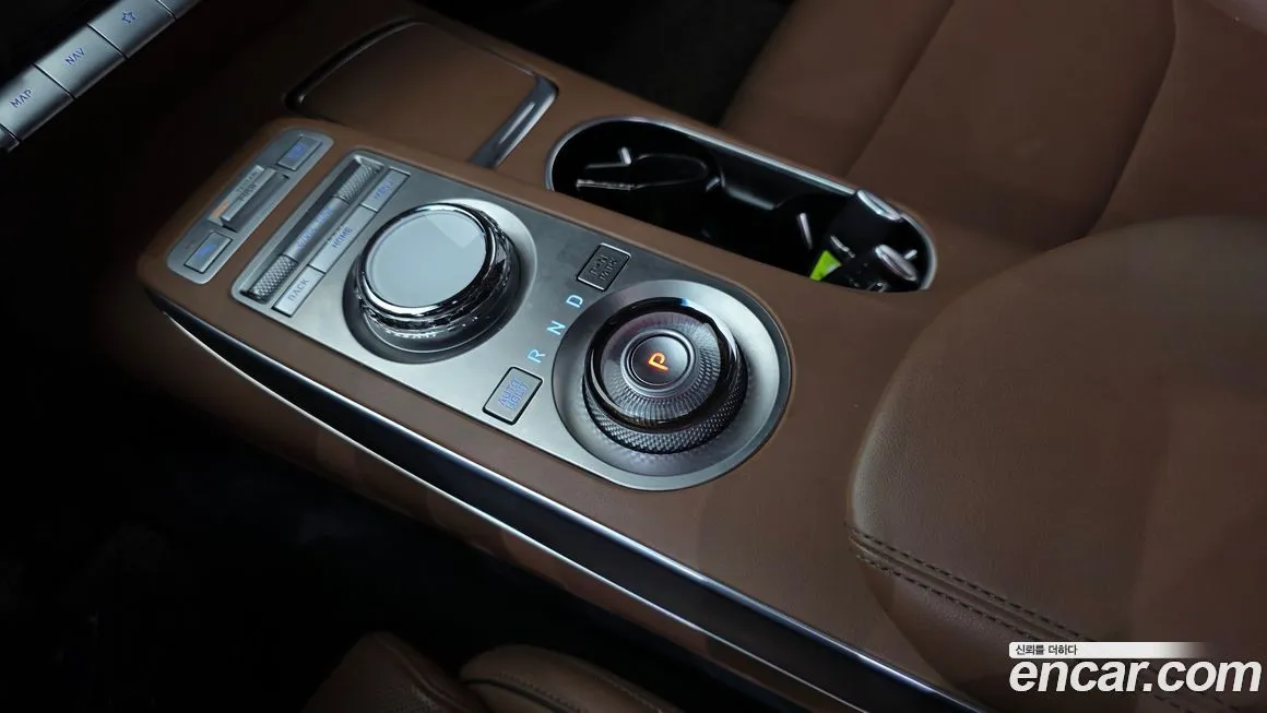 Genesis GV70 2022 из KR, фото 8