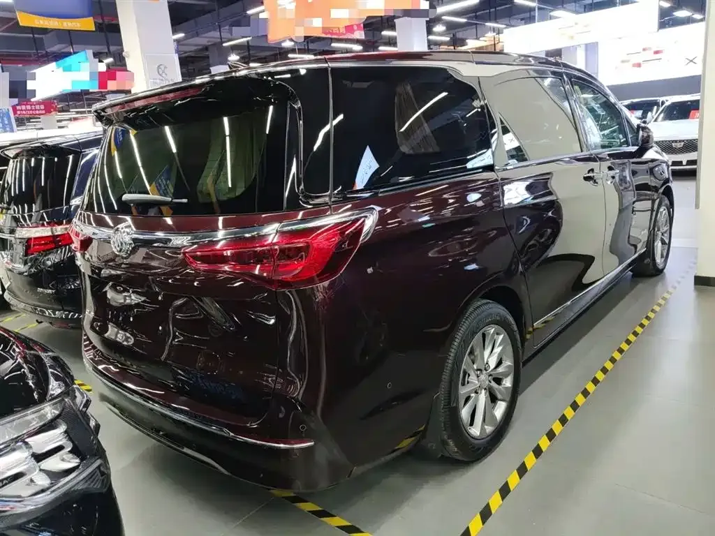 Buick GL8 2021 из CN, фото 8