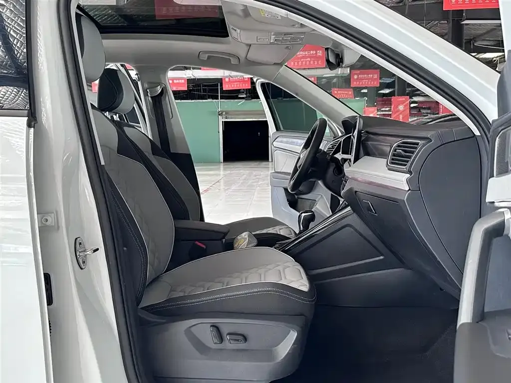 Volkswagen Tayron 2023 из CN, фото 9