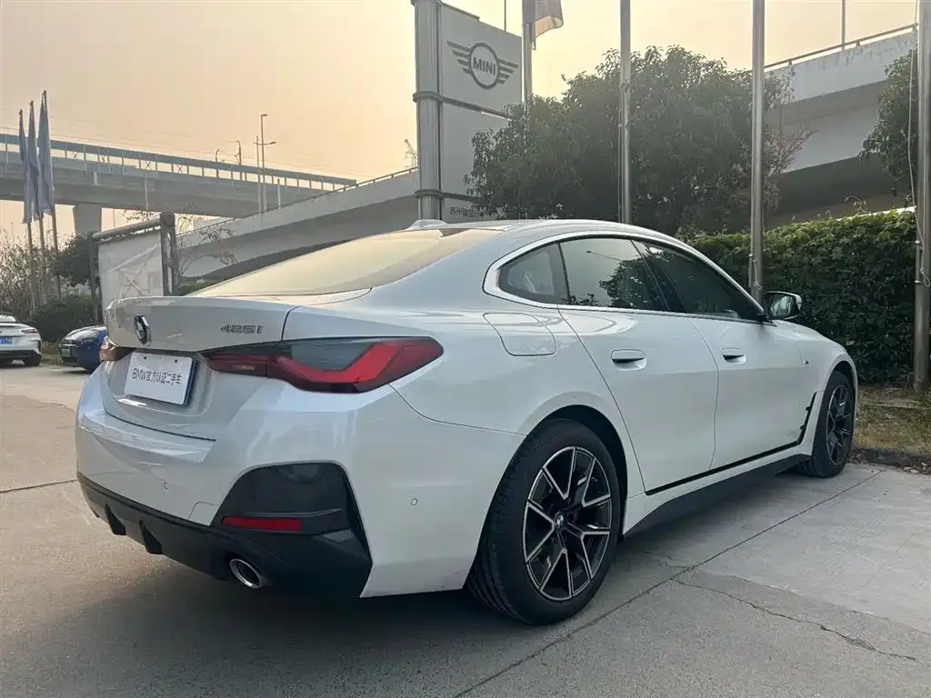 BMW 4 Series 2024 из CN, фото 10