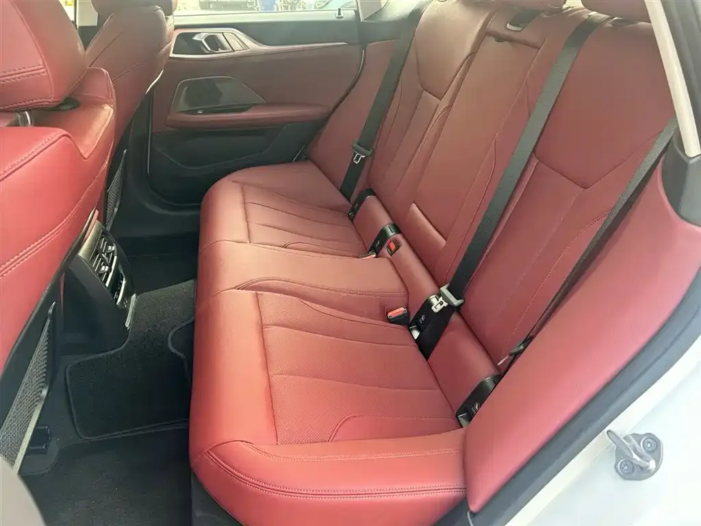 BMW 4 Series 2024 из CN, фото 6