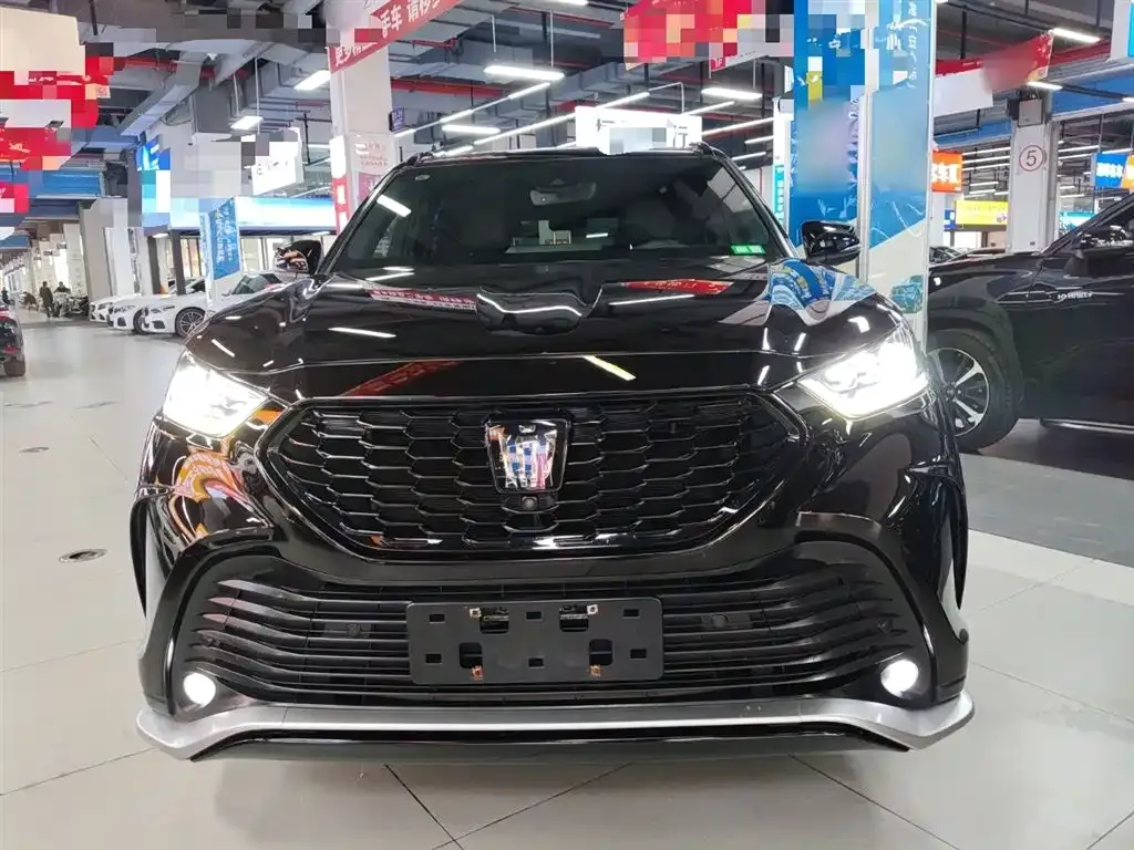 Toyota Crown Kluger 2021 из CN, фото 4