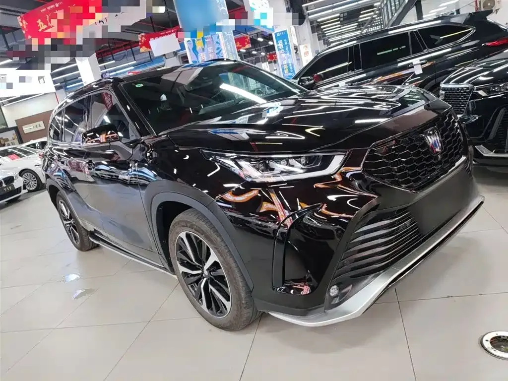 Toyota Crown Kluger 2021 из CN, фото 3