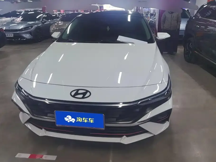 Hyundai Elantra 2025 из CN, фото 3