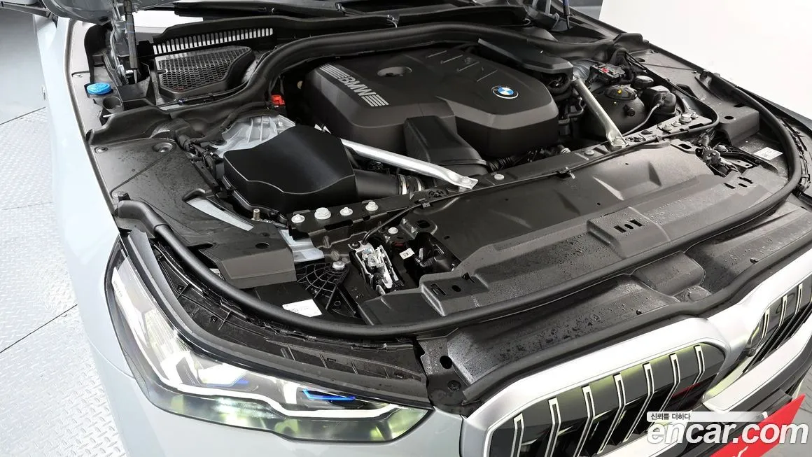 BMW 5-Series — фото 10