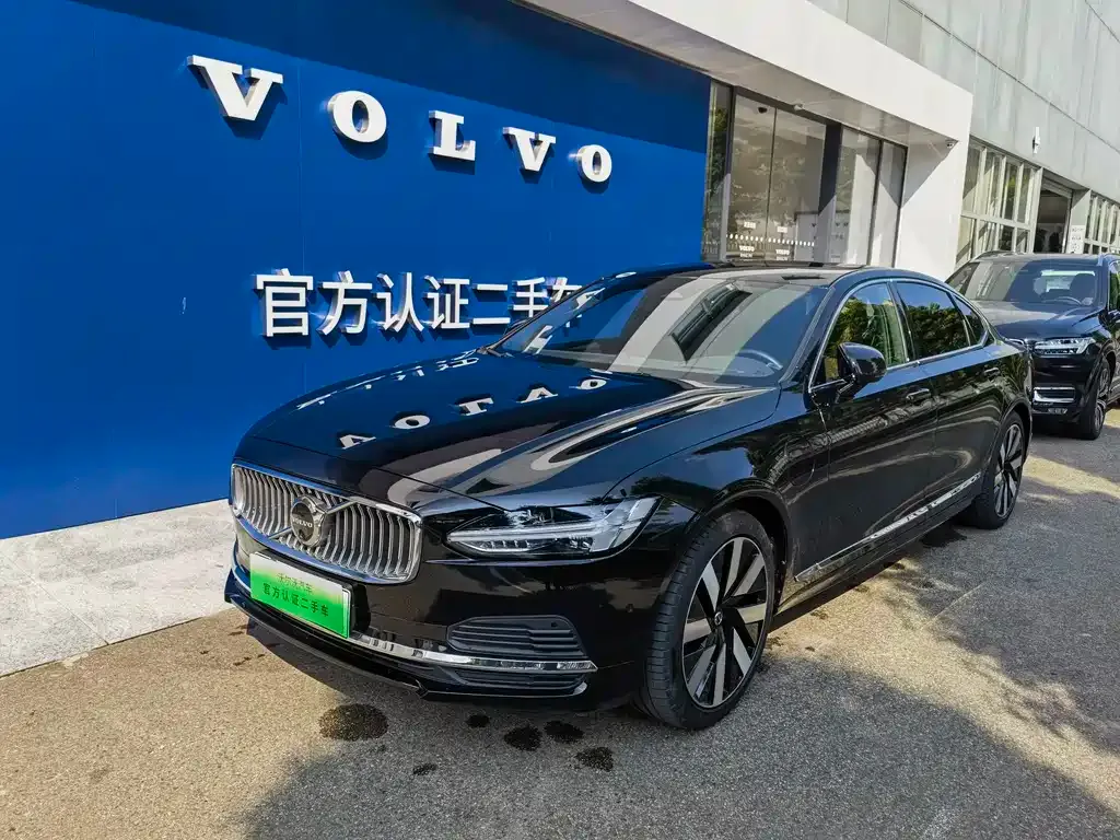 Volvo S90 PHEV — фото 1